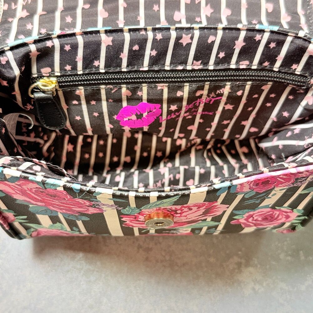 Love Betsey by Betsey Johnson Floral Stripe Crossbody Satchel Pink Chevon Handle - Picture 6 of 12